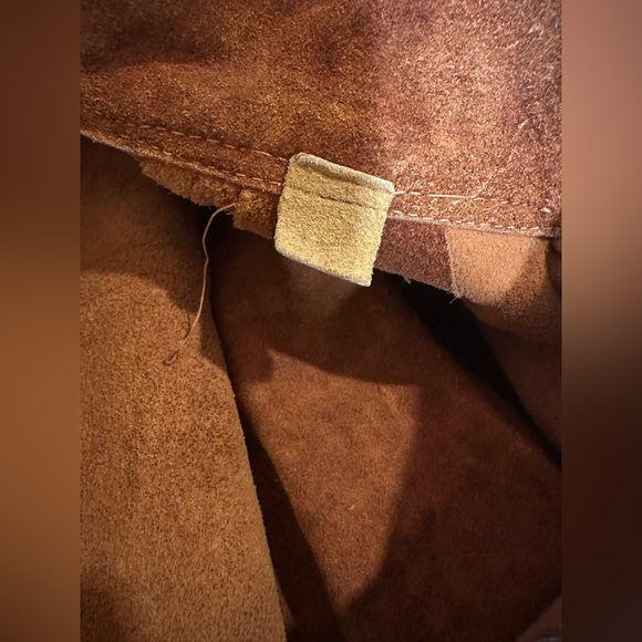 Vintage 1970’s Tan Suede Fringe Poncho - Picture 10 of 10